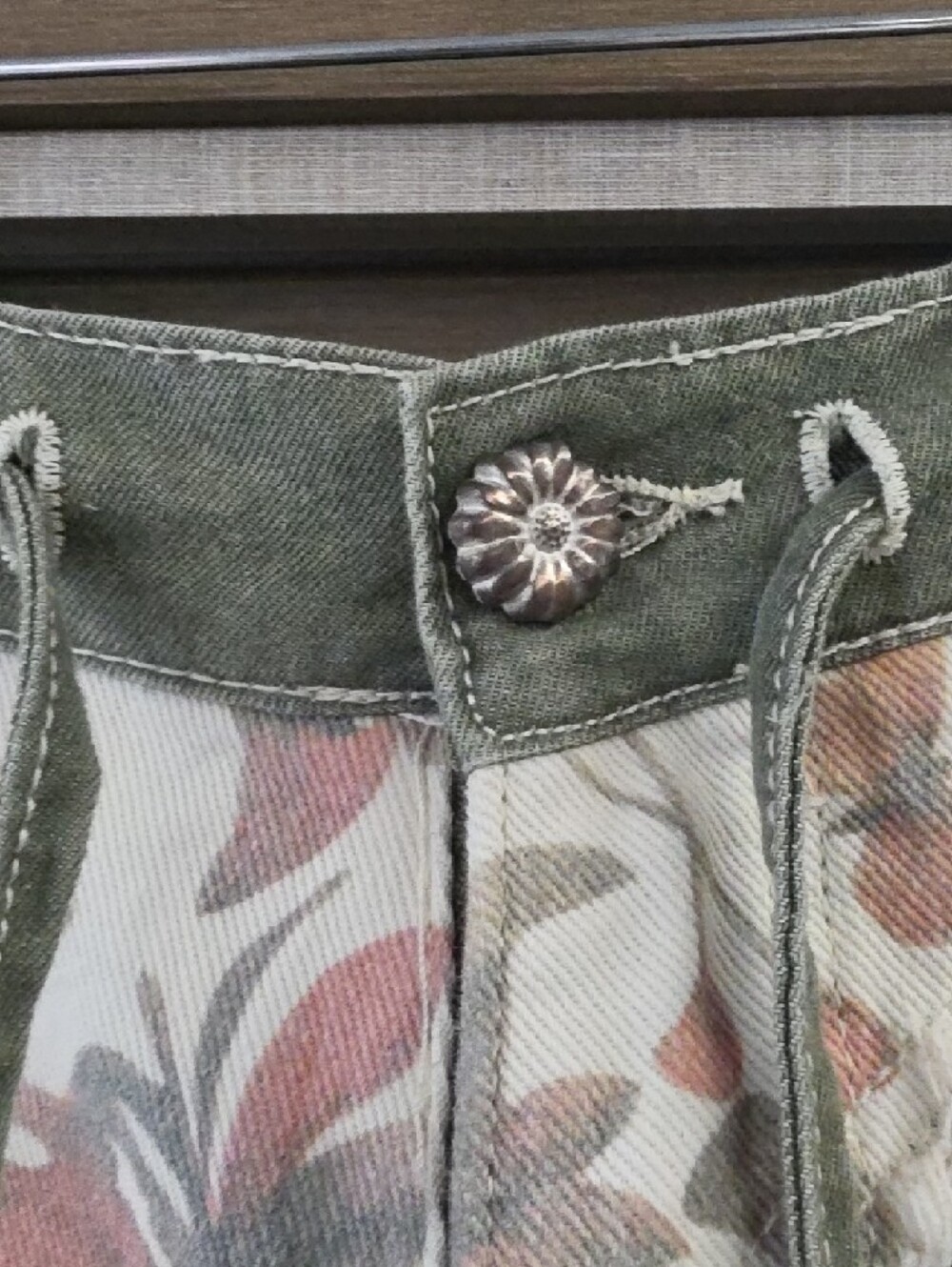 NWOT, POL PATCHWORK/EMBROIDERED COTTON PANTS)🌴 - Picture 13 of 16